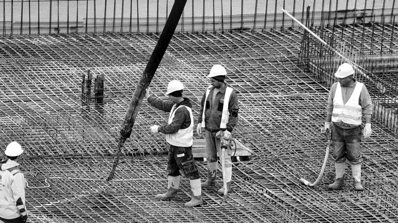 Diseño de Losa de Cimentación en Santiago: Solución Técnica para Suelos Complejos